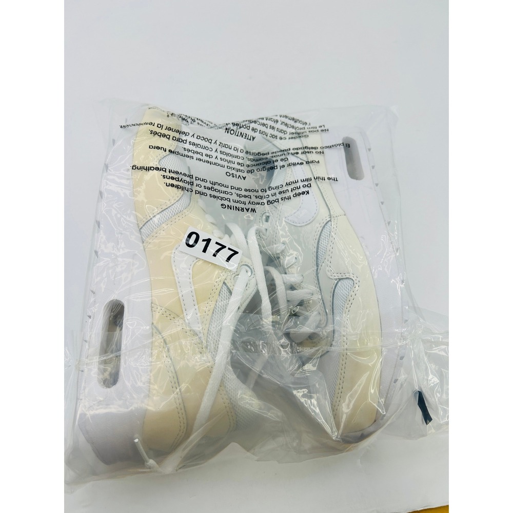 Nike Air Max 1 Sneakers Boys 5Y White New Without Box - Picture 8 of 8